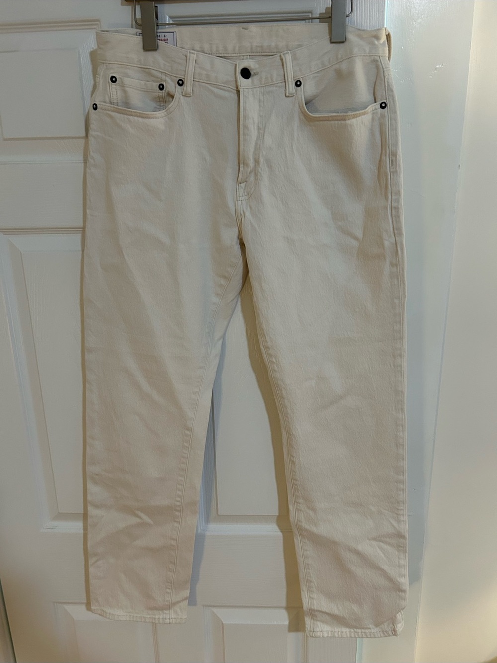 GAP Men's Off-White Straight Jeans